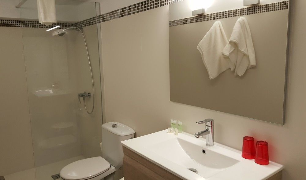 Apartamentos Mr La Racona Santa Llucia المظهر الخارجي الصورة
